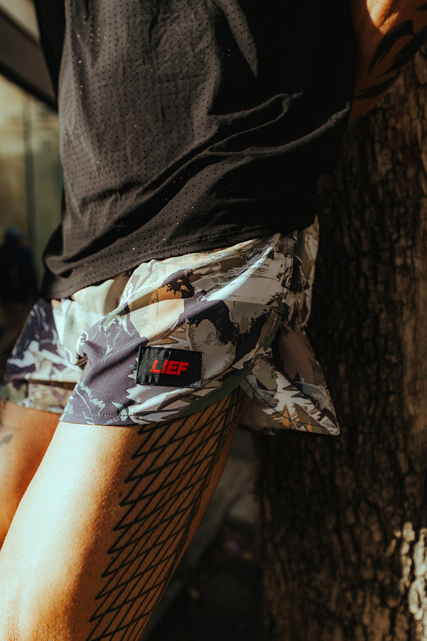 S3 - Men's 3" Split Running Short - Buck Hunt